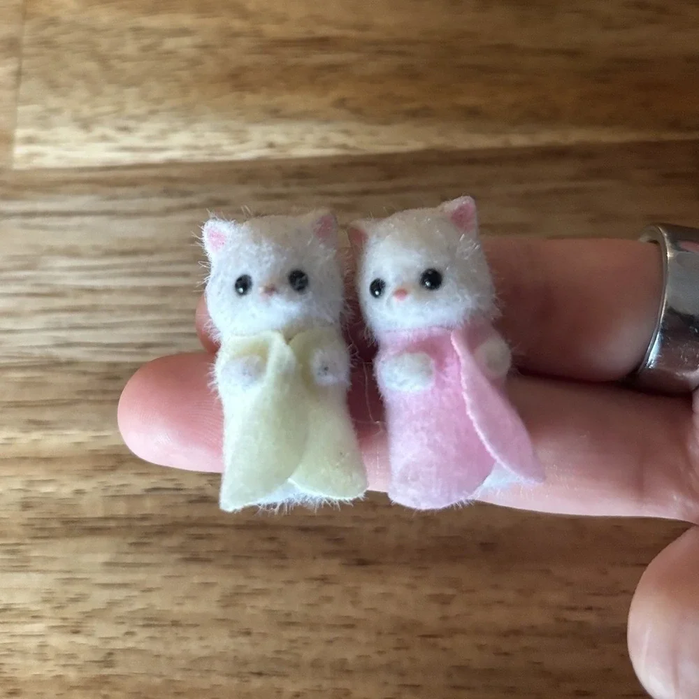 Calico Critters Persian Cat Baby Kittens (2) PREOWNED~US SELLER